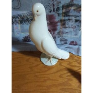 Bird Dove NAO by Lladro Porcelain White Peace Dove Figurine Bird pastel 8.5"